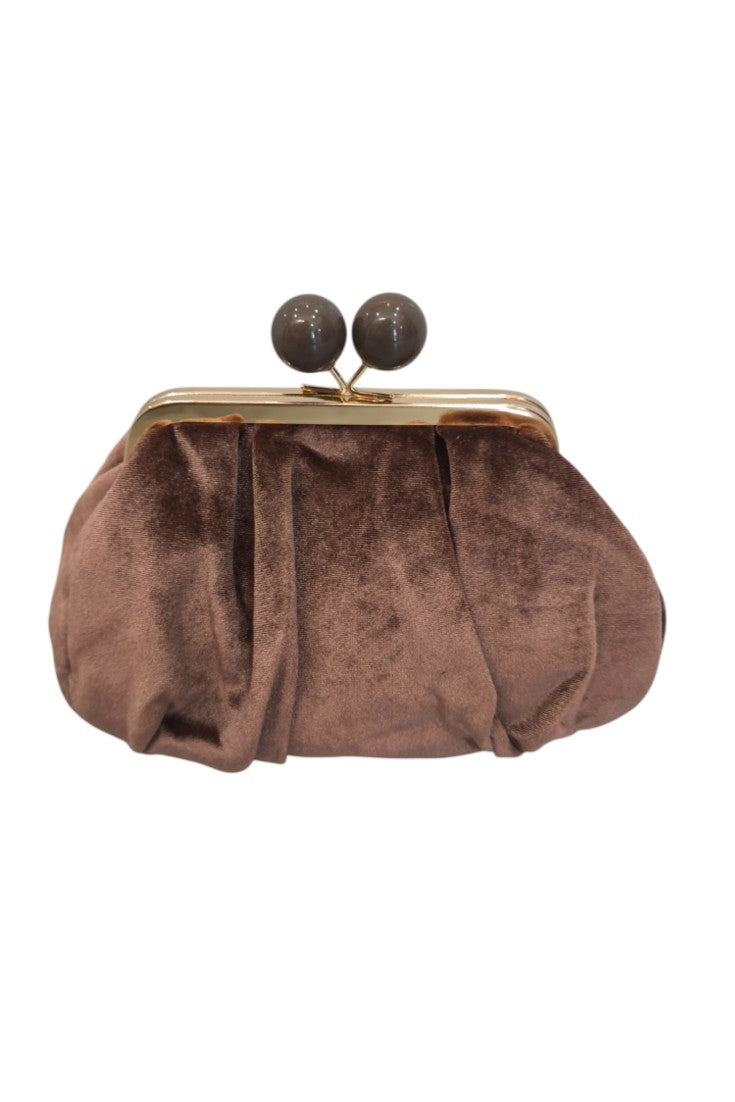 Clutch Doha