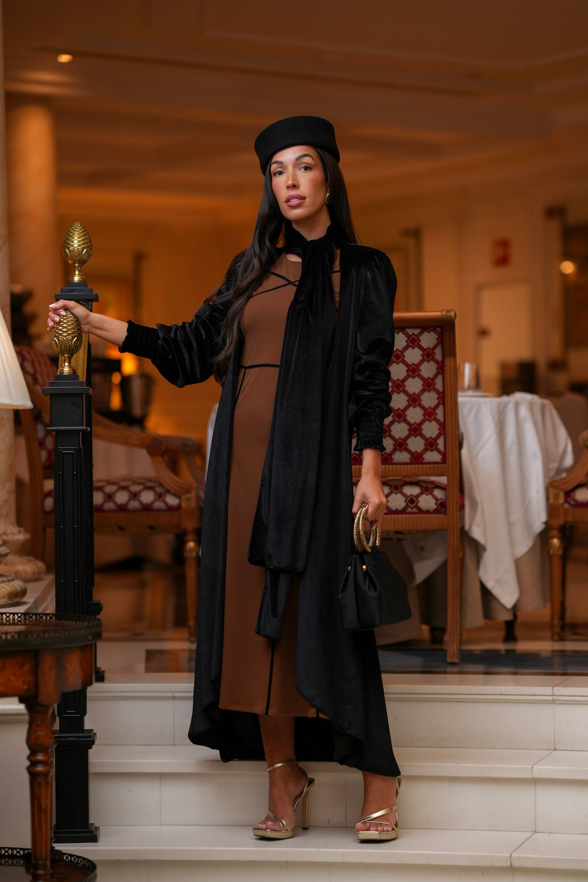 Kaftan Terciopelo Fular Negro