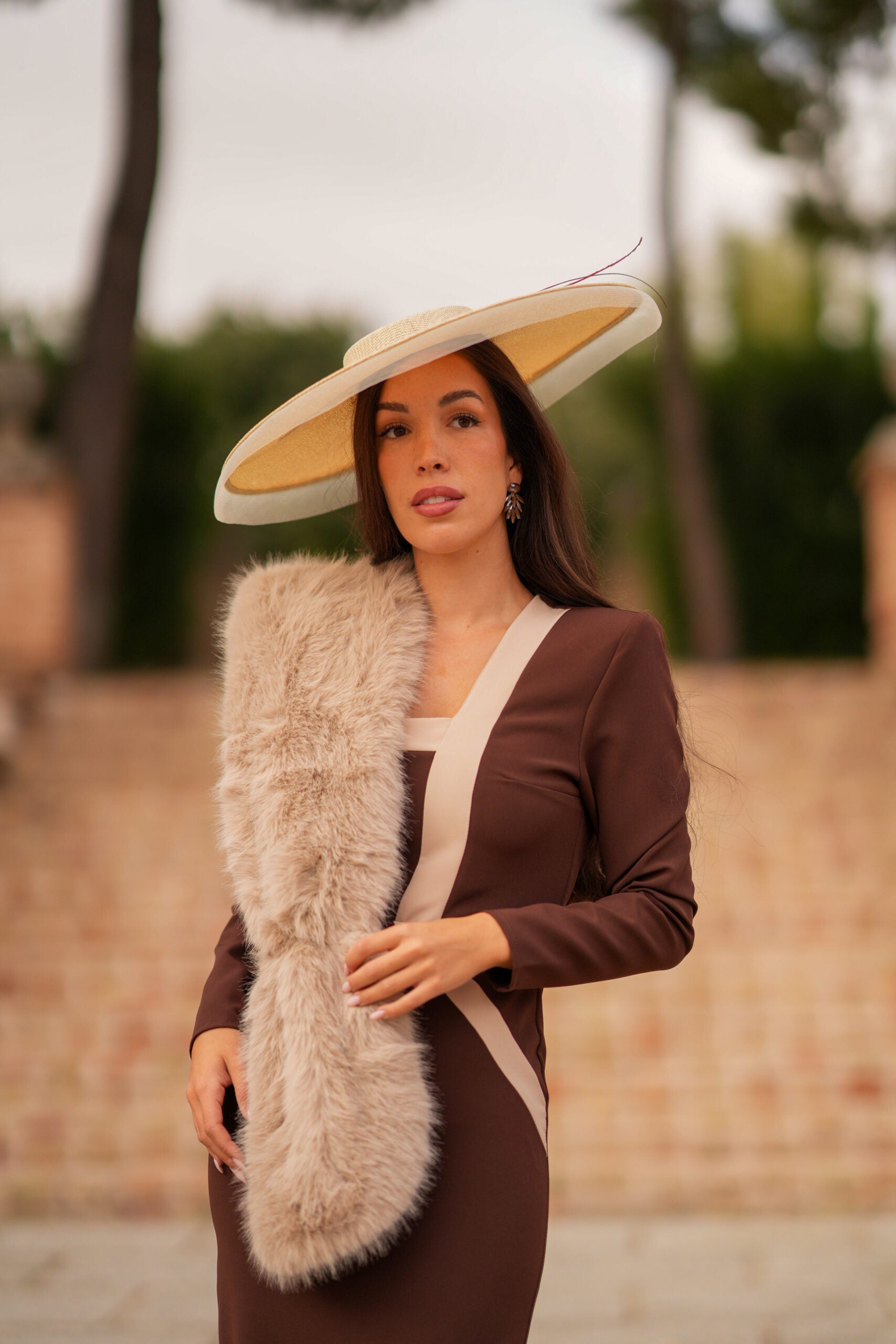 Estola Beige