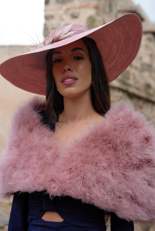 Capa de Plumas Rosa